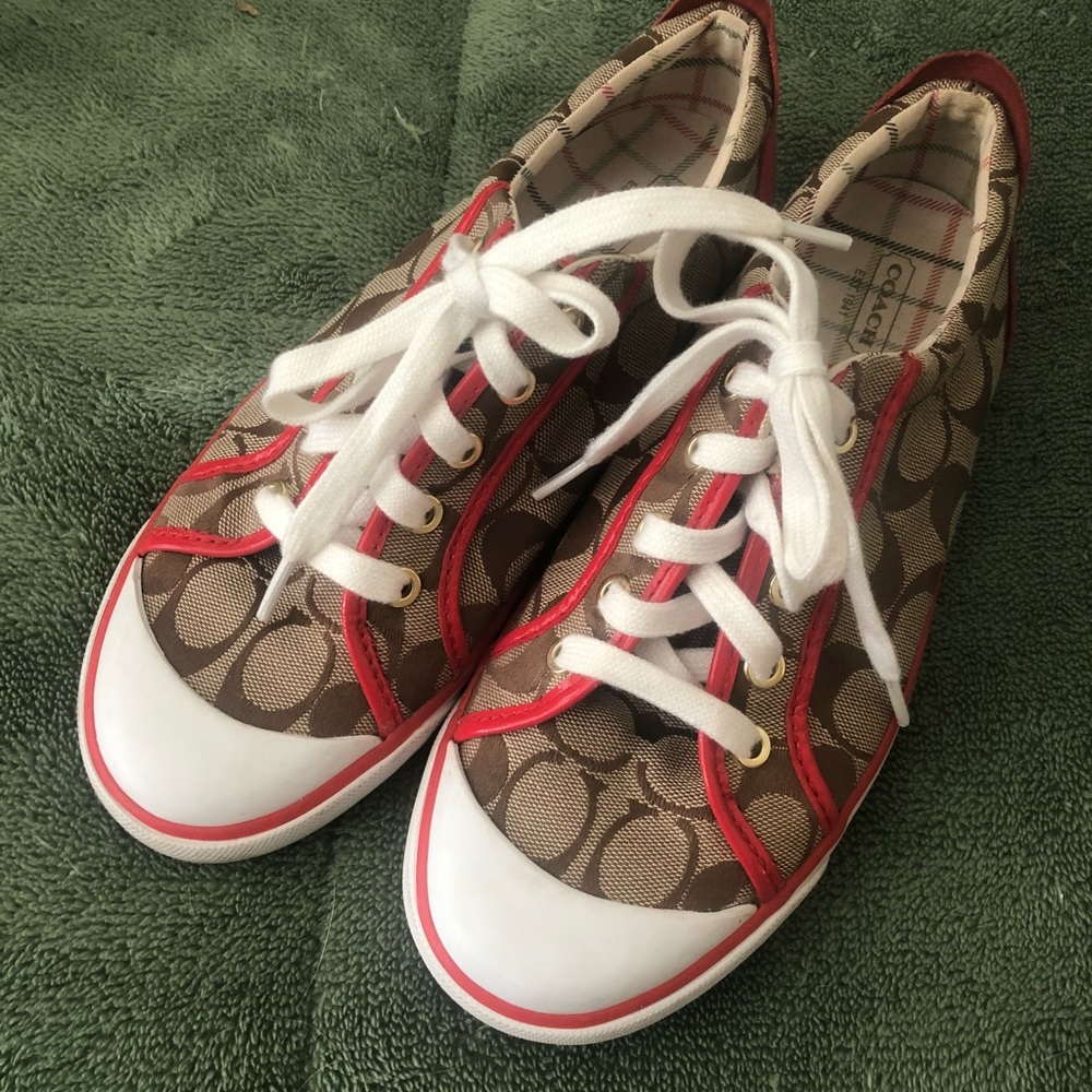 Coach Barrett Tan and Red Sneakers // 8.5